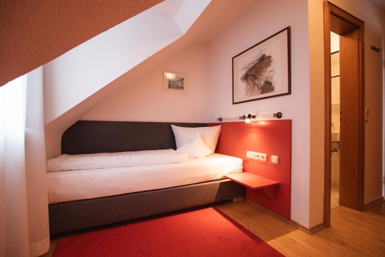 Hotel Am Main Veitshöchheim Exteriör bild
