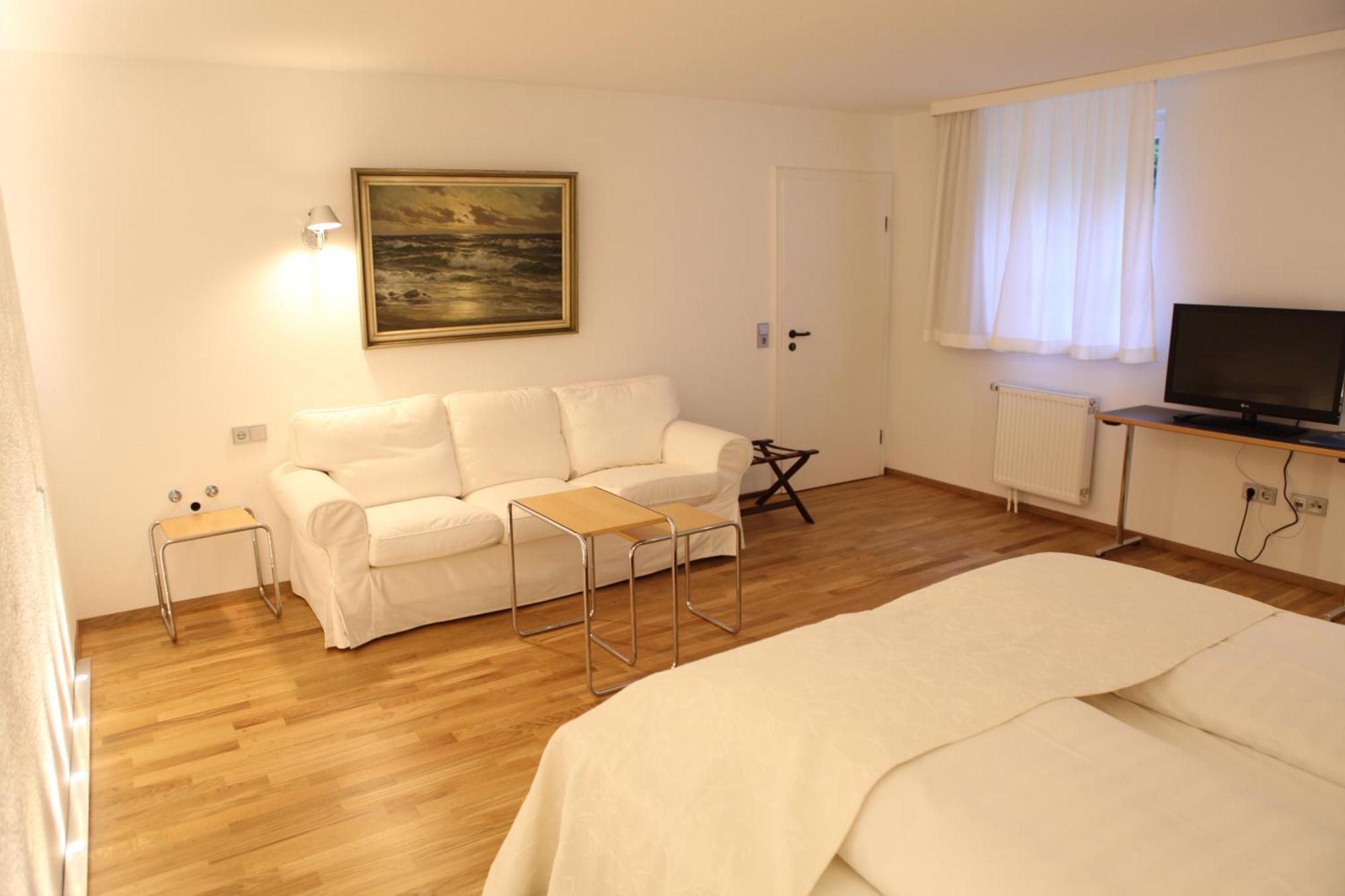 Hotel Am Main Veitshöchheim Rum bild